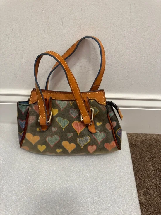 Dooney & Bourke Y2K graffiti heart mini bag handbag with charm - Picture 4 of 12